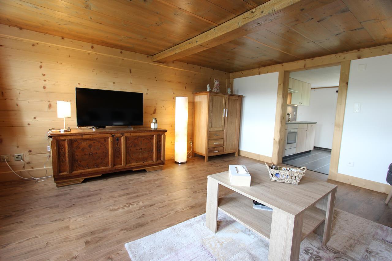 Les Mourriaux Appartement Chateau-d'Oex Buitenkant foto